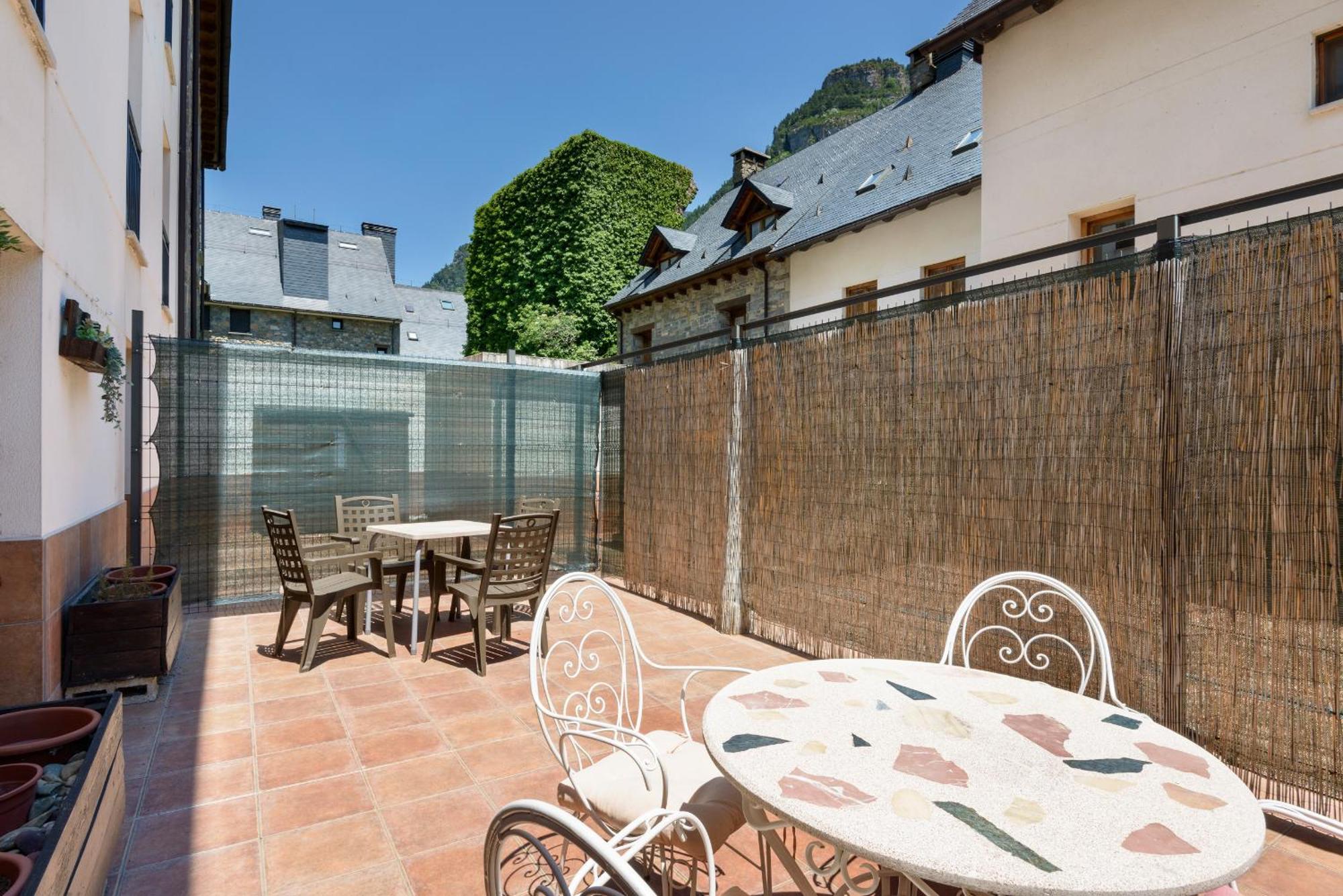 Apartment Amplio De Montana Con Terraza Y Wifi